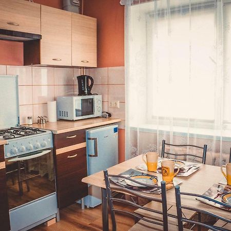Viktoria Apartment Narva Exteriör bild